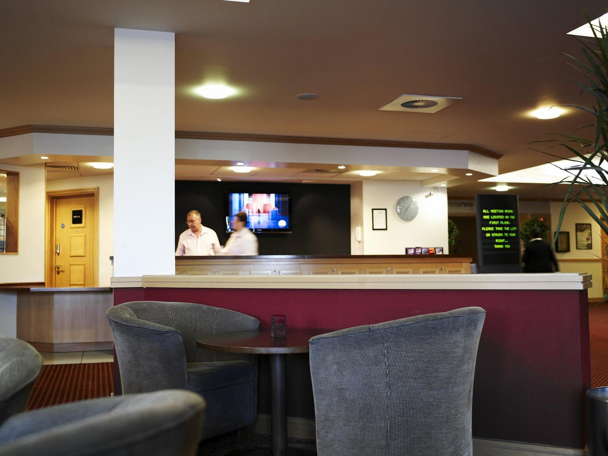 Village Hull Hotel